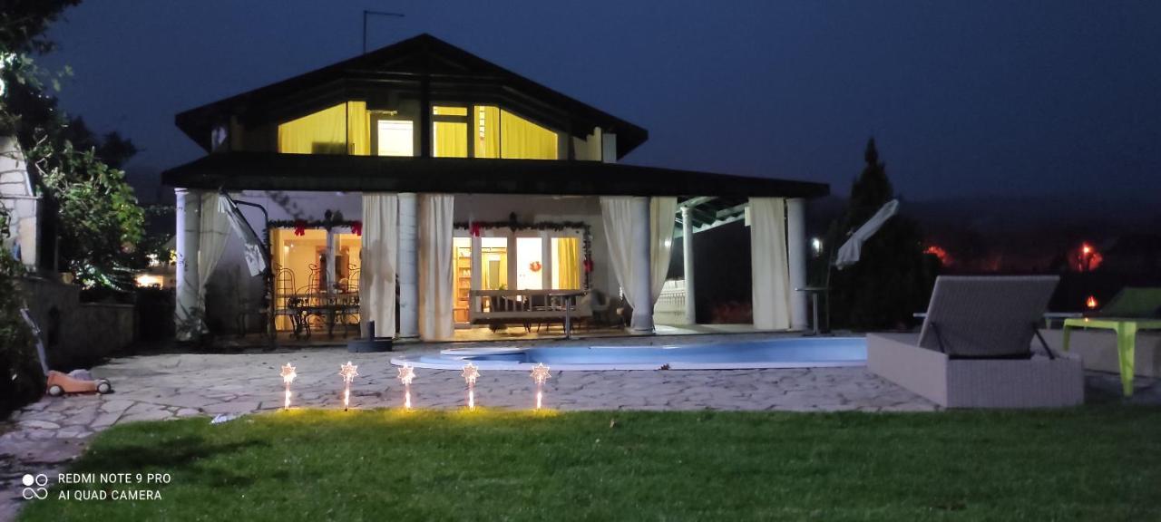 Vila Lily Villa Smederevo Ngoại thất bức ảnh