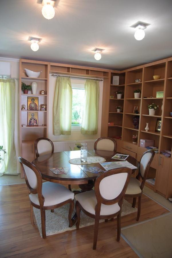 Vila Lily Villa Smederevo Ngoại thất bức ảnh