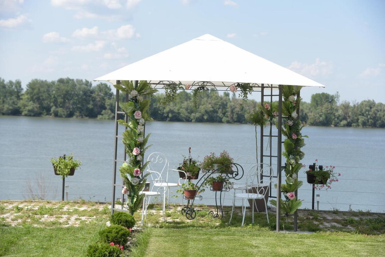Vila Lily Villa Smederevo Ngoại thất bức ảnh